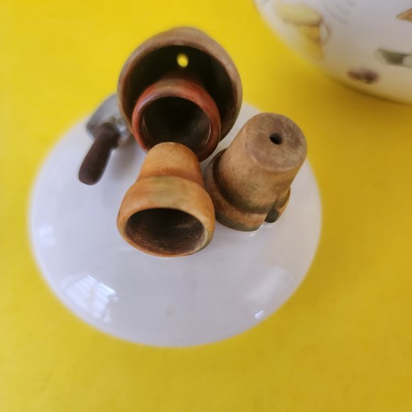 Teapot Hallmark Marjolein Bastin Nature's Sketchbook Gardening Pot Tools Birds - Picture 5 of 16